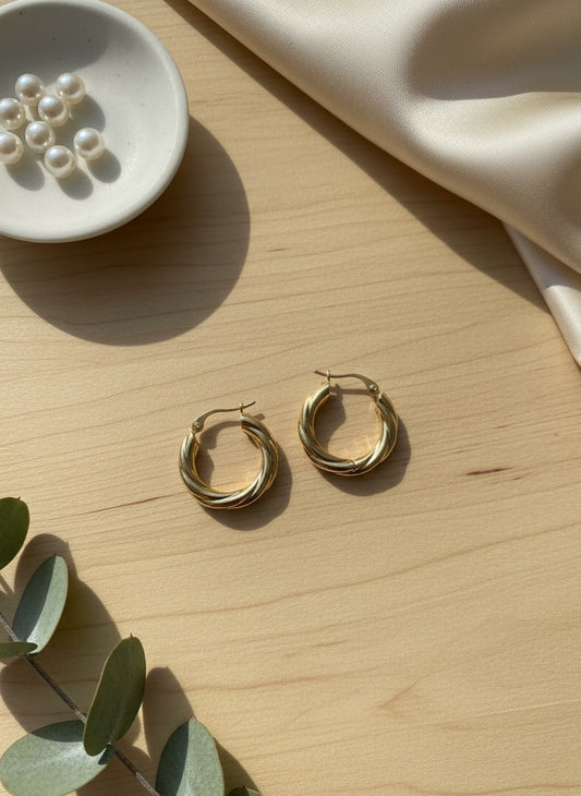 Twisted gold hoop earings